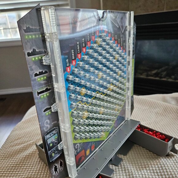 Battleship Board Game by Milton Bradley - Missing one small ship - Picture 12 of 16